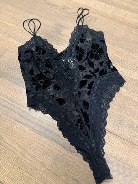 Victoria Secret Vintage Gold Label Black Lace and Bow Lingerie Bodysuit: Size S